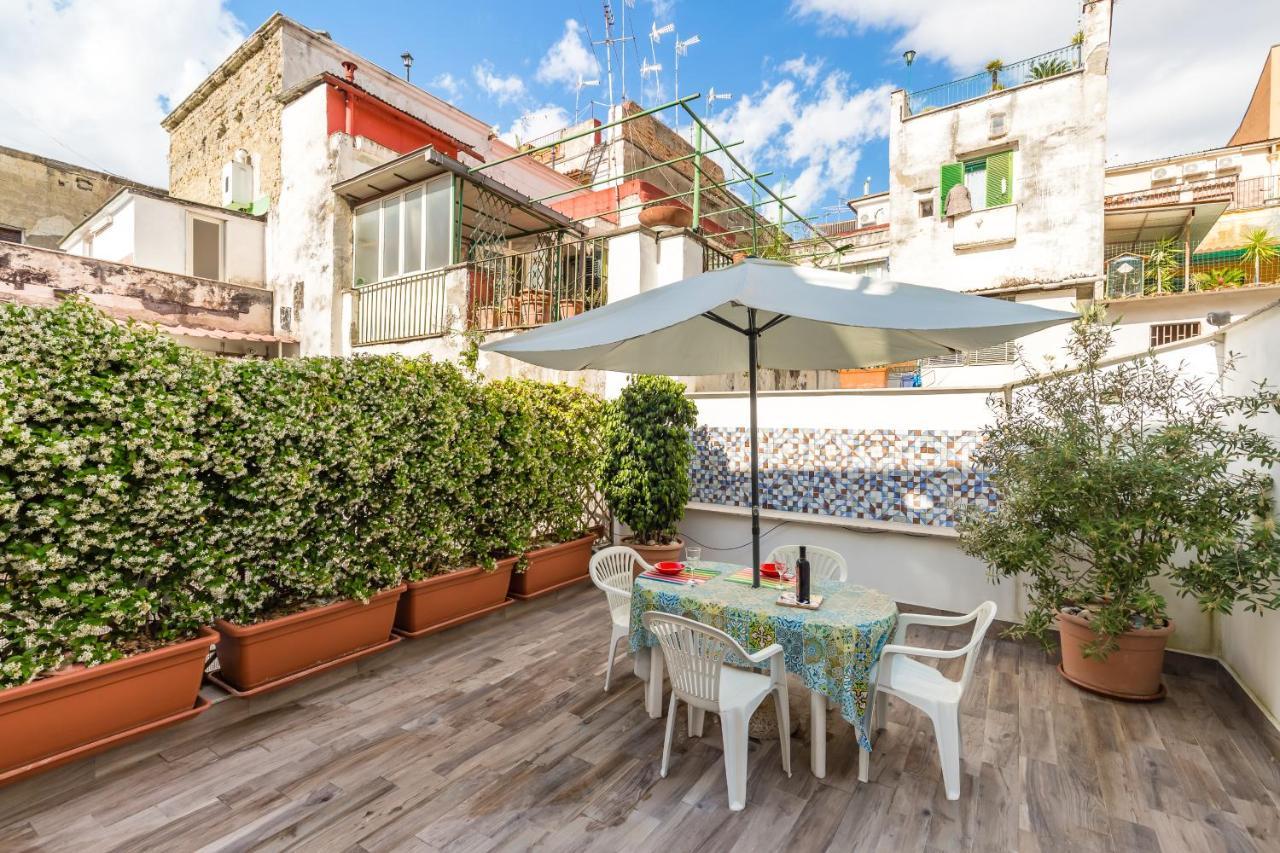 דירות נאפולי Materdei Terrace מראה חיצוני תמונה